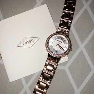Rose gold fossil watch